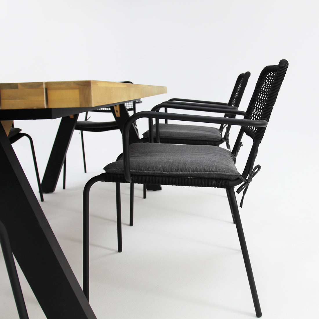 Bosco Bahamas 7pc Dining Setting - Black