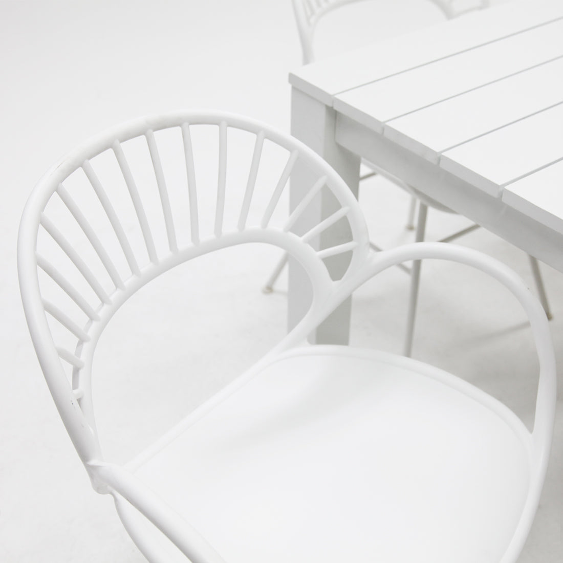 Dallas Fantail 7pc Dining Setting - White