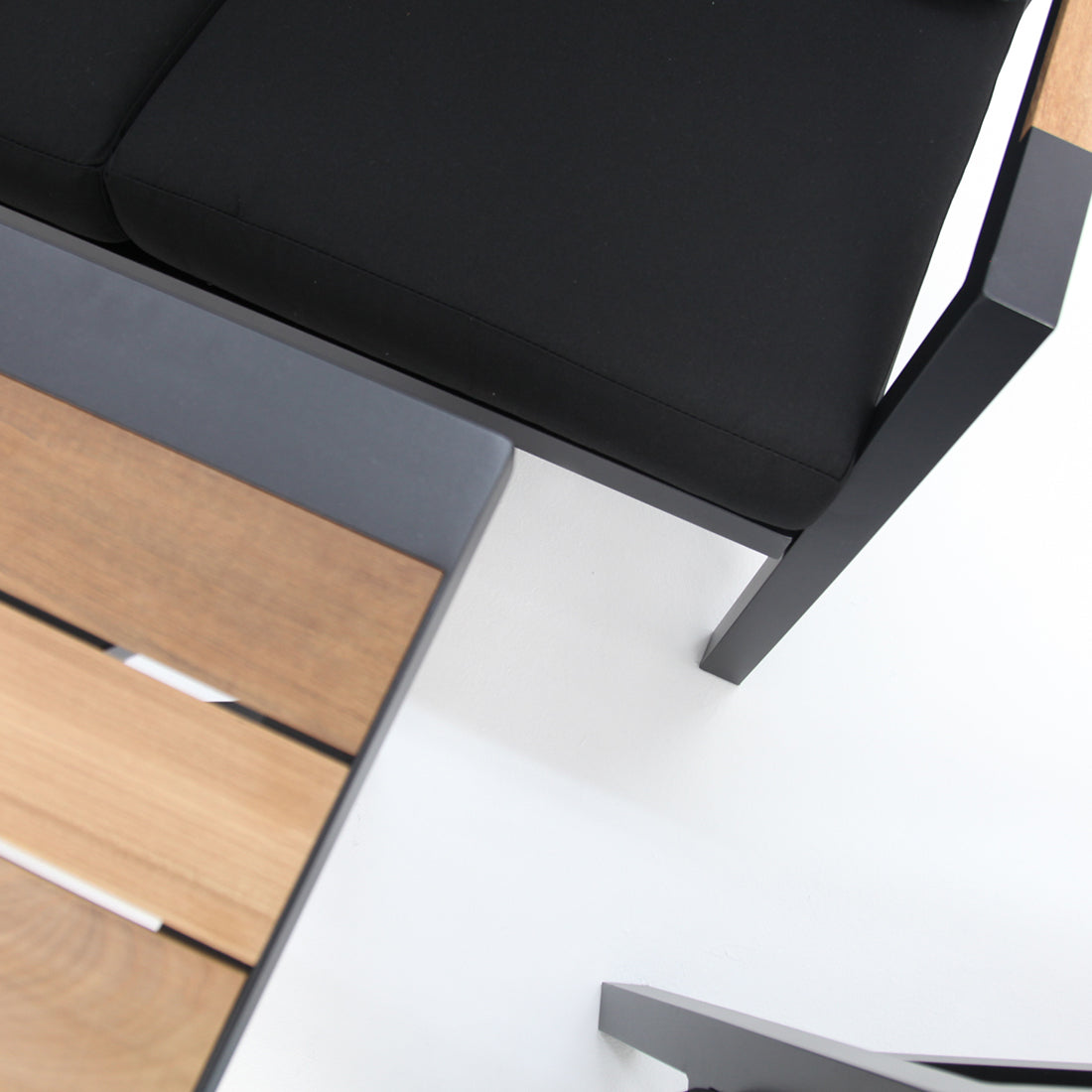 Esperance 4pc Lounge Setting with Sunbrella Fabric and Teak - Black