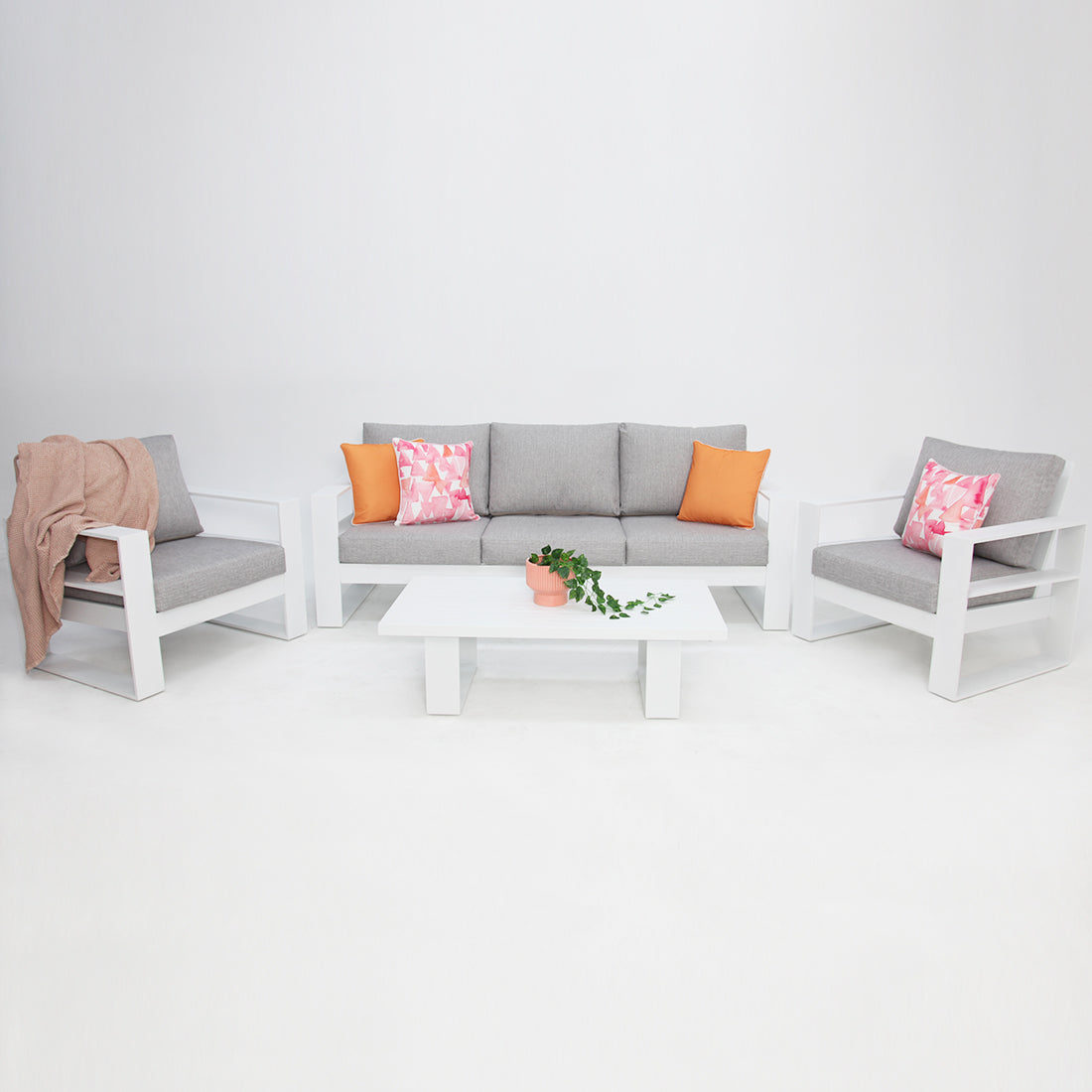 Hayman 311CT Lounge Setting - White