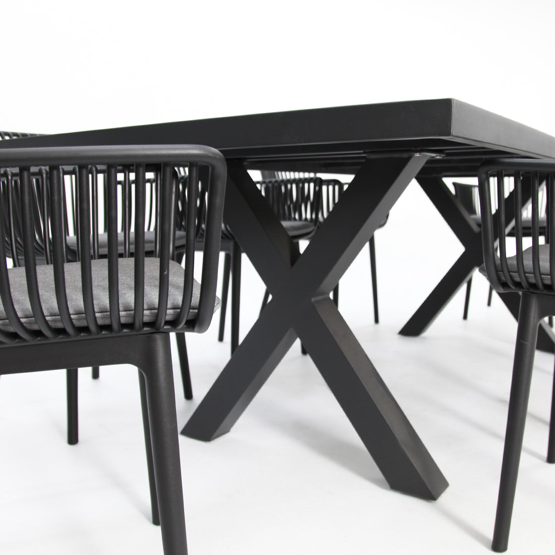 Ravenne Canela 9pc Dining Setting - Black