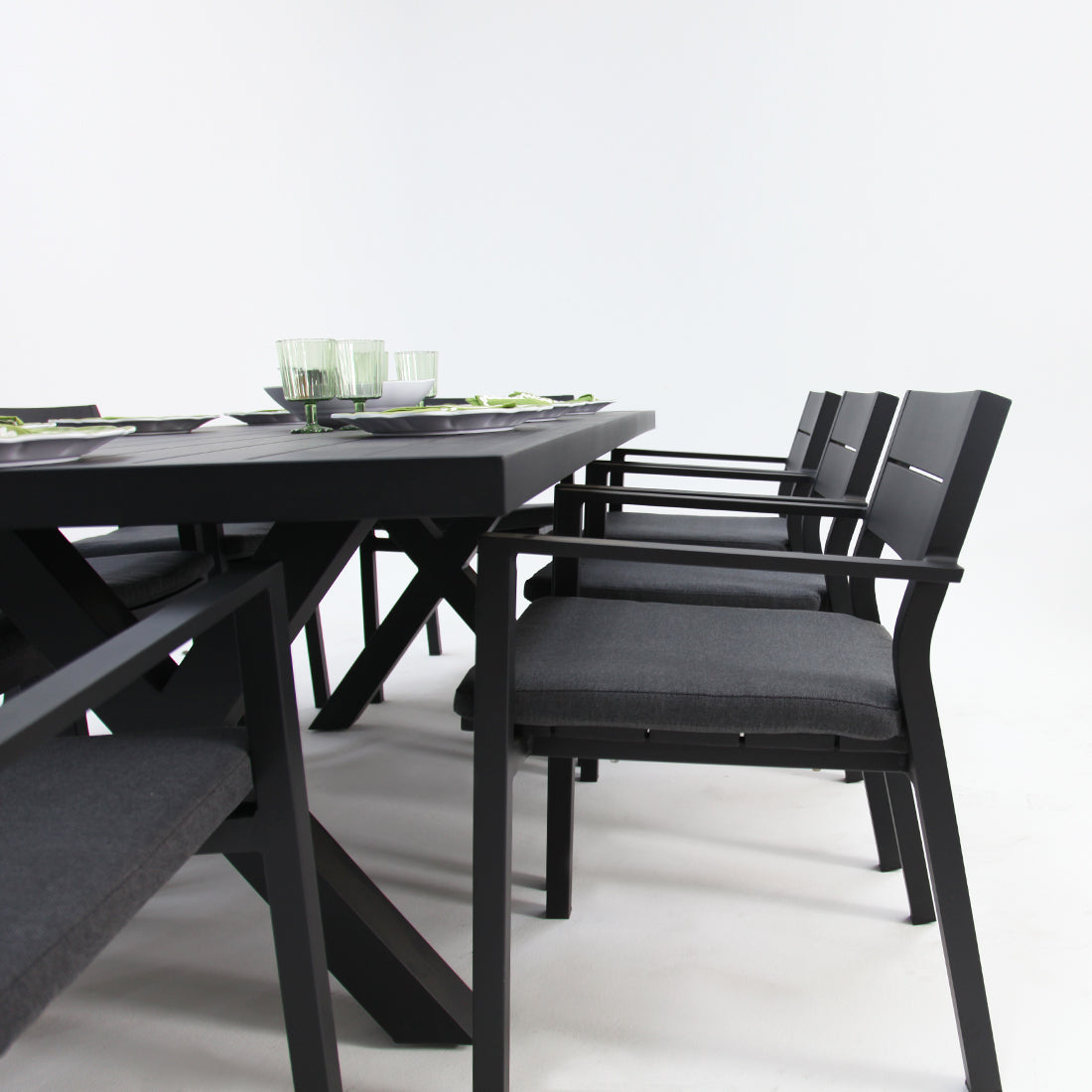 Ravenne Dallas 9pc Dining Setting - Black