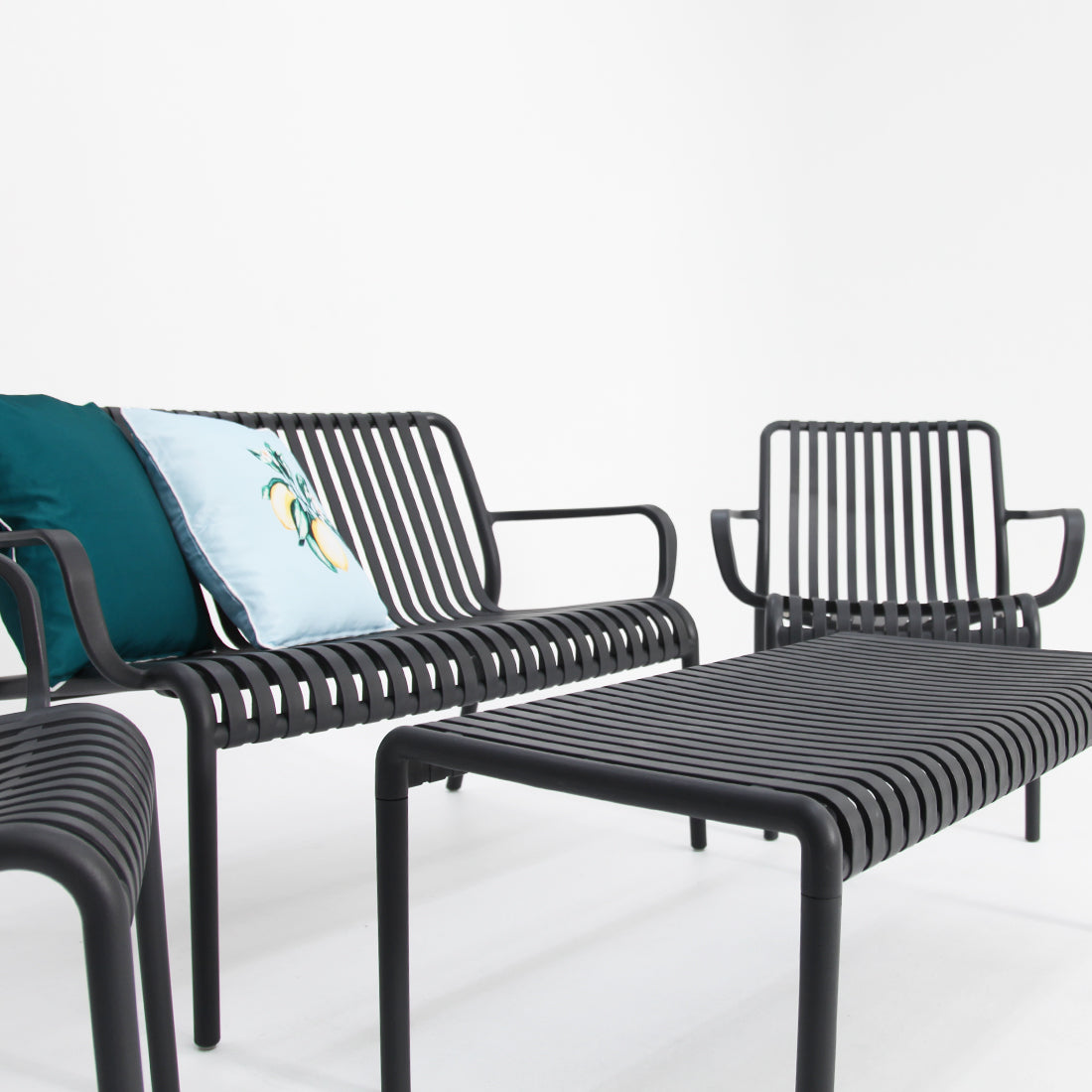 Voyage 4pc Balcony Setting - Gunmetal