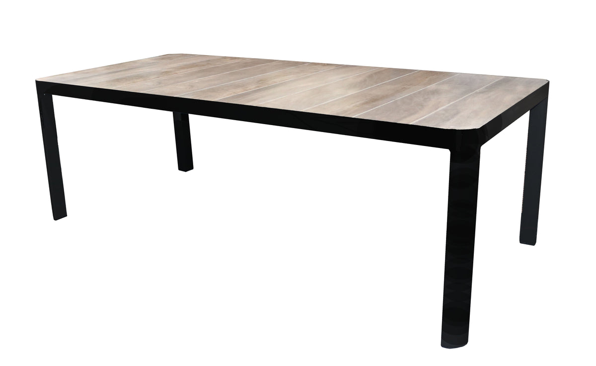 Nebraska 220 Dining Table
