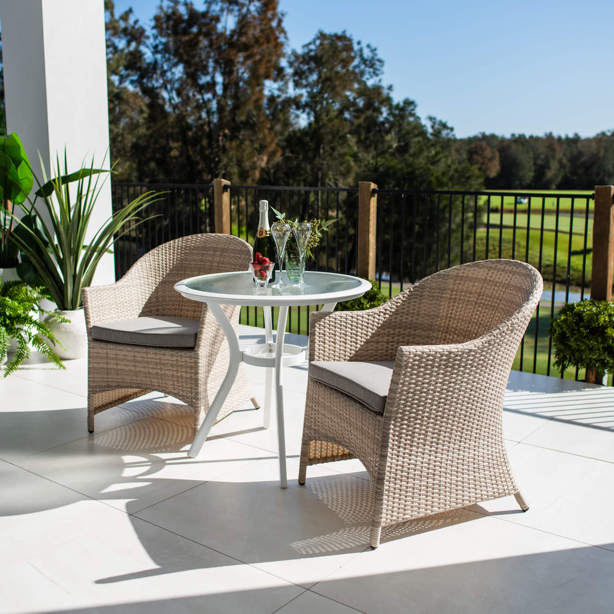 Boston Coventry - 3pce - Outdoor Bistro Set