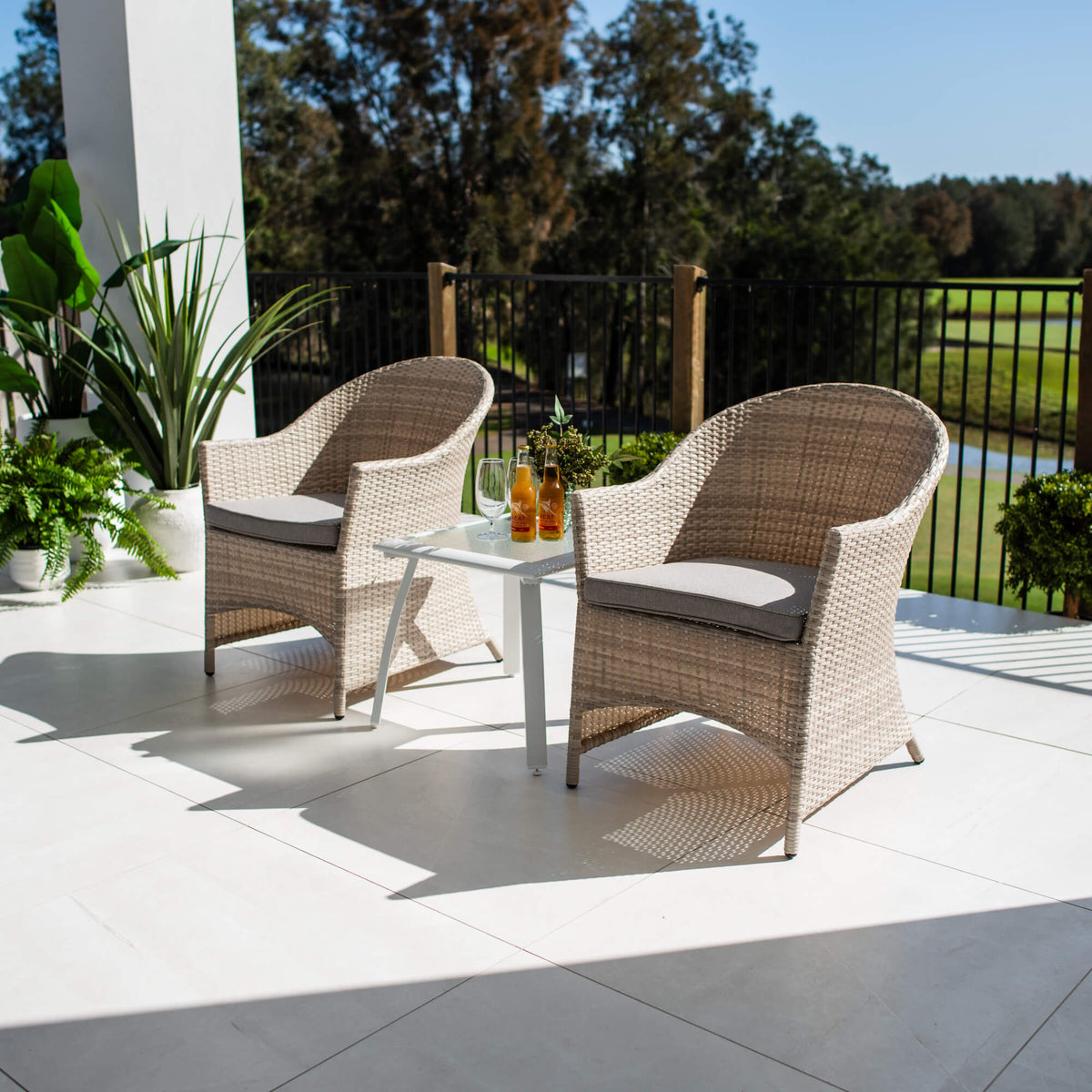 Boston Shelby - 3pce - Outdoor Bistro Set