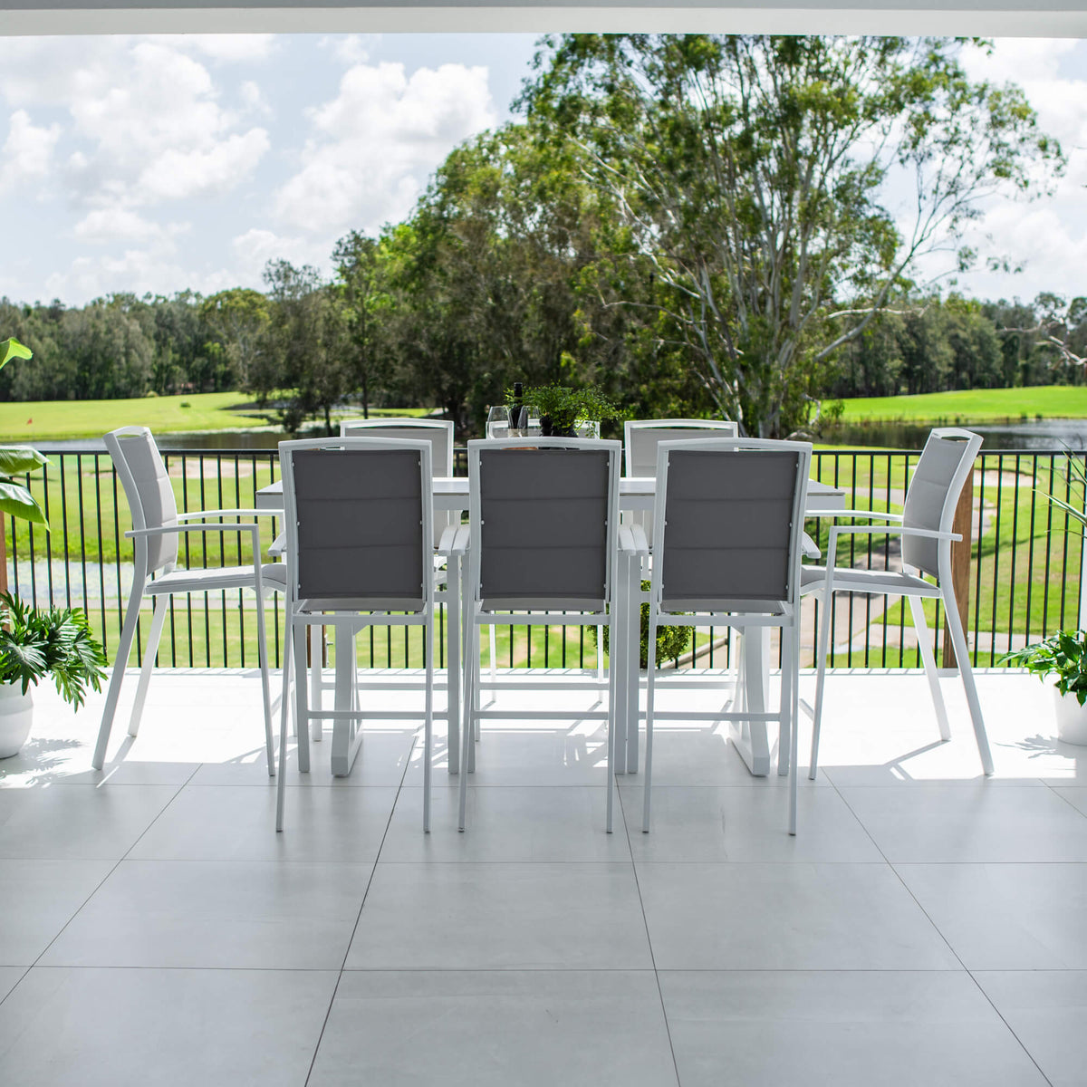Shelby Bergen - 9pce (200x65) - Outdoor Bar Set