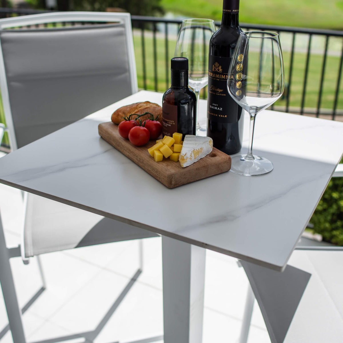 Shelby Lennox - 3pce (60x60) - Outdoor Bar Set