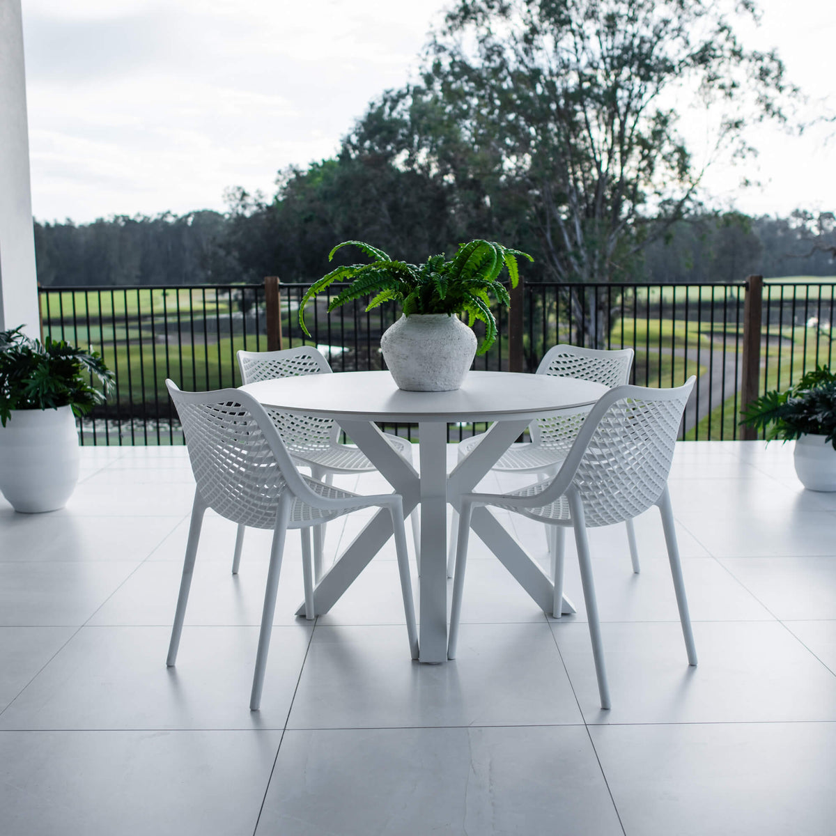 Roma Malibu Round - 5pce (120x120) - Outdoor Dining Set