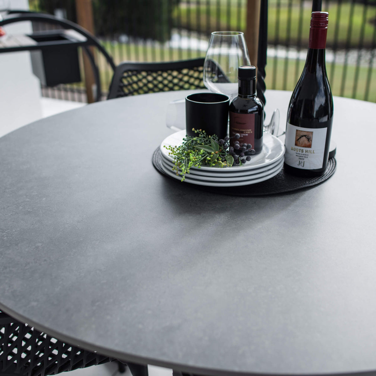 Roma XL Malibu Round - 5pce (120x120) - Outdoor Dining Set