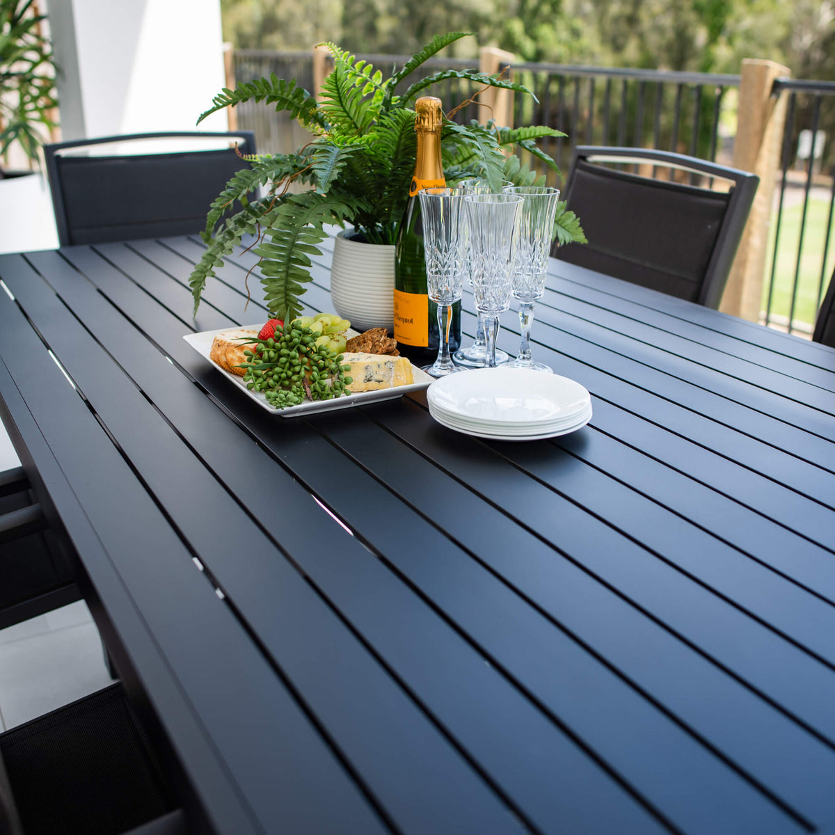 Shelby Bergen - 7pce (180x100) - Outdoor Dining Set