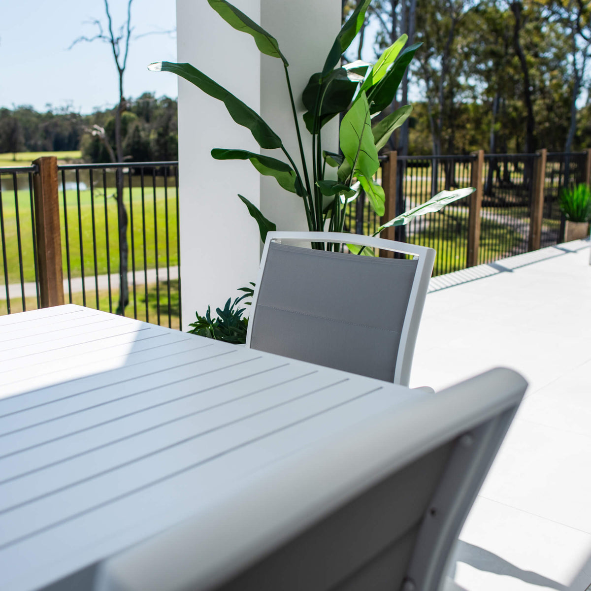 Shelby Bergen - 9pce (220x100) - Outdoor Dining Set