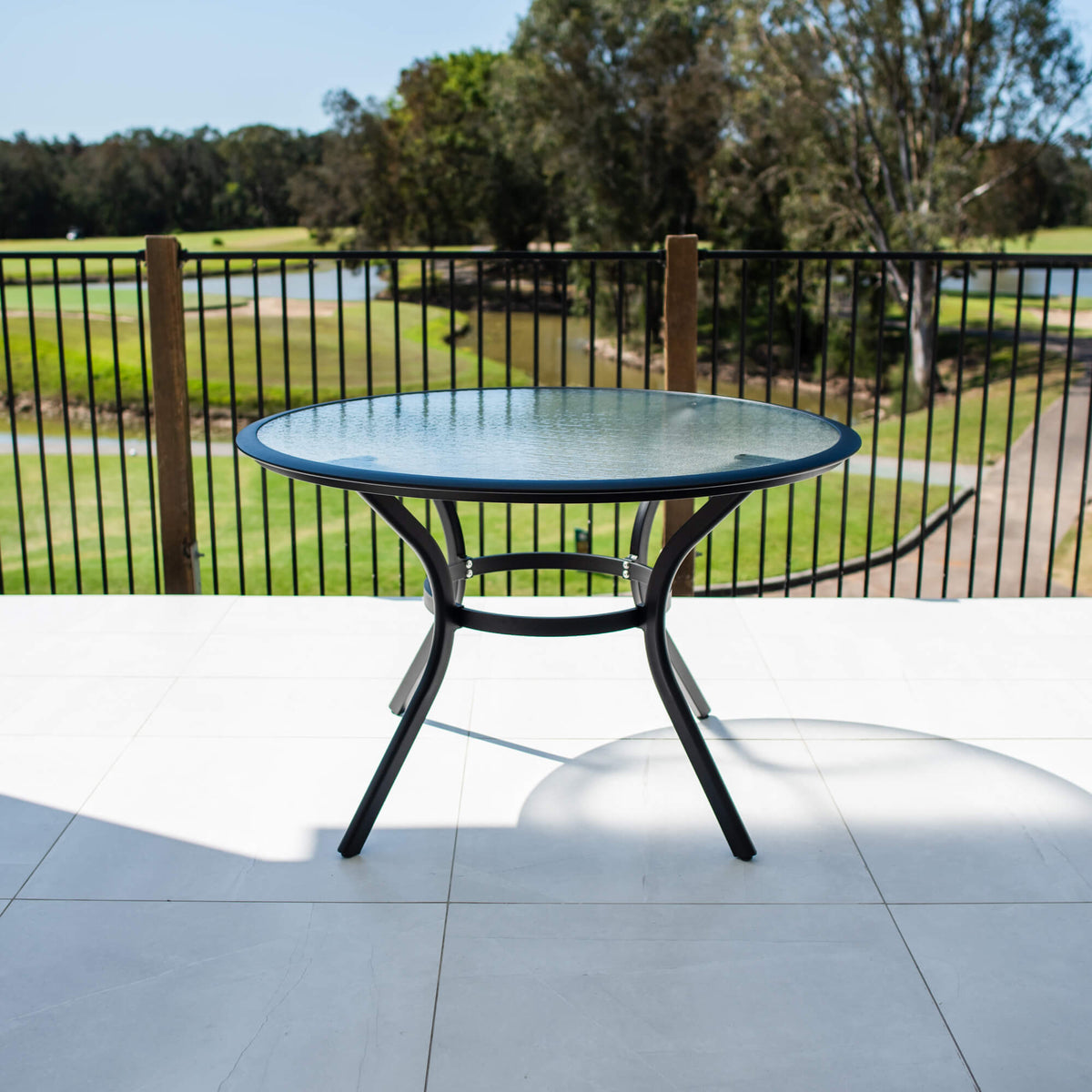 Coventry Round - (120x120) - Outdoor Dining Table