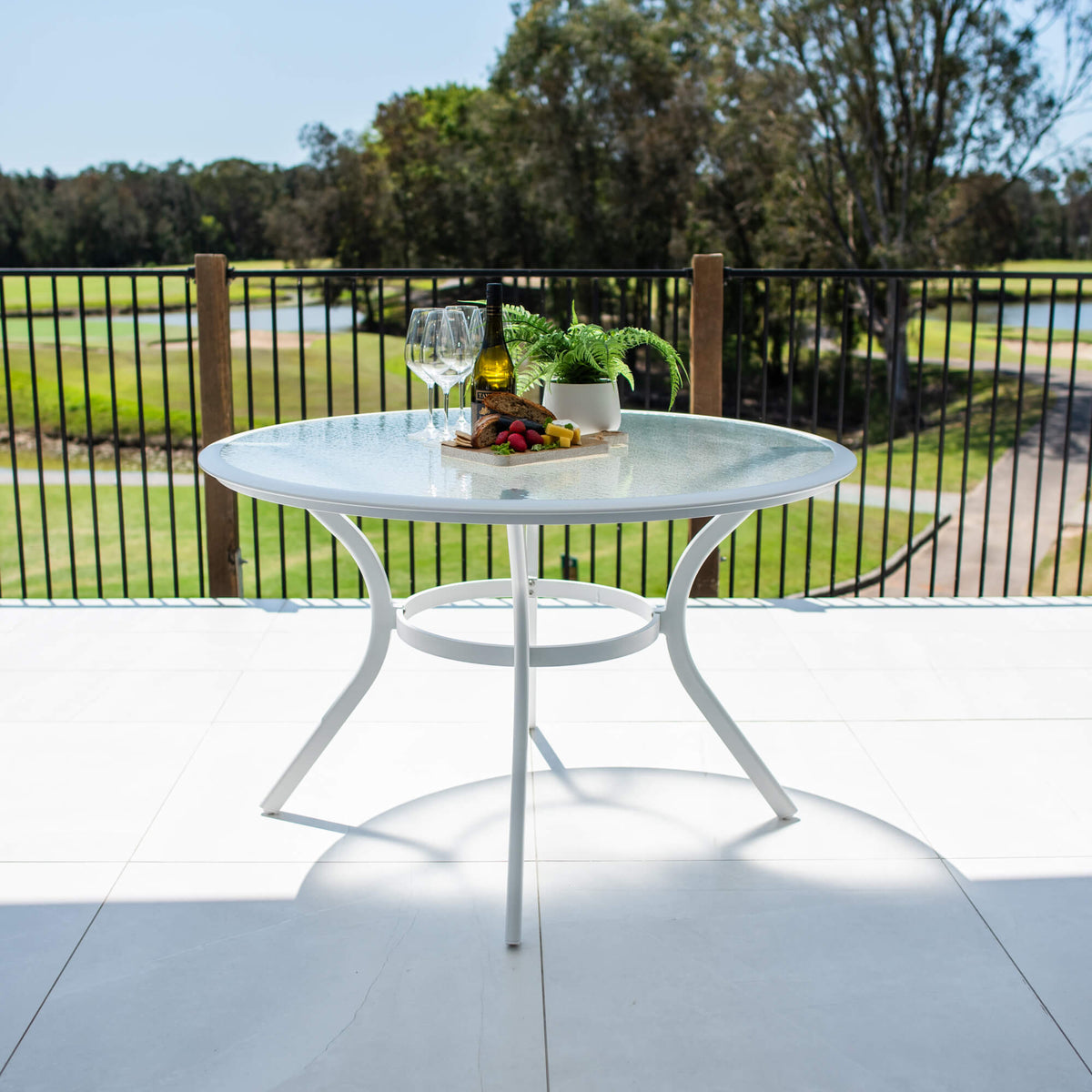 Coventry Round - (120x120) - Outdoor Dining Table