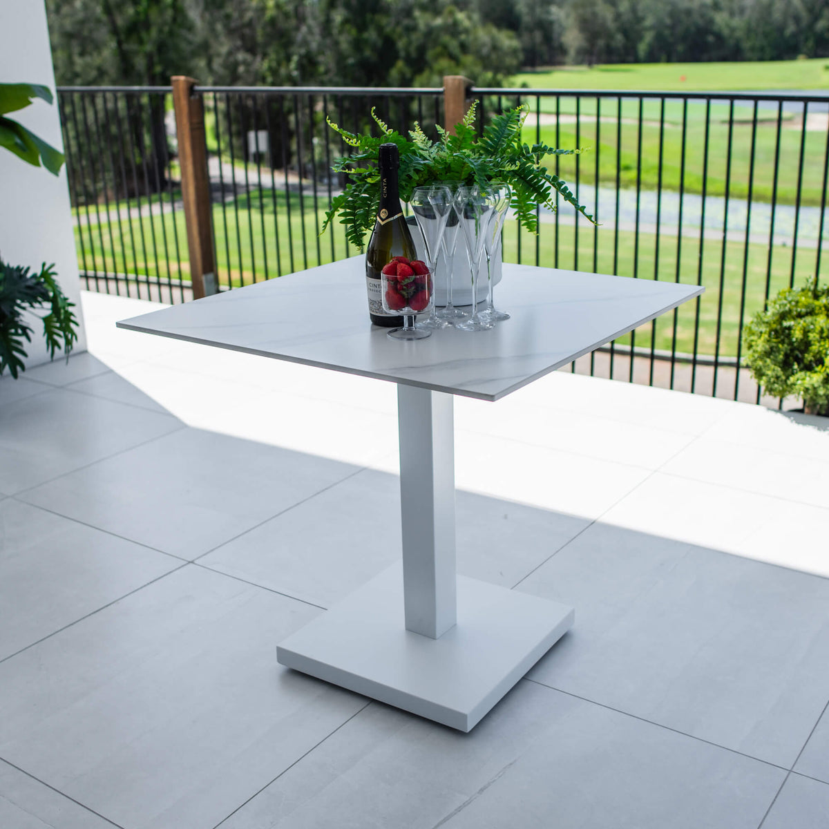 Lennox - (80x80) - Outdoor Dining Table