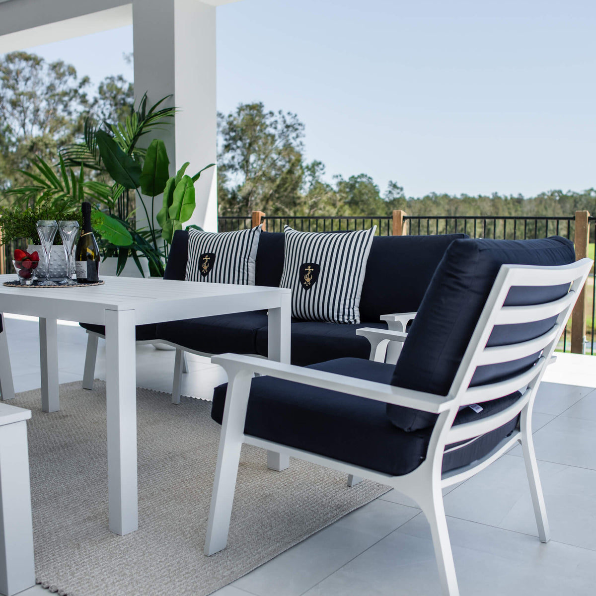 Bermuda 3 Low Dining - 5pce - Outdoor Lounge Setting