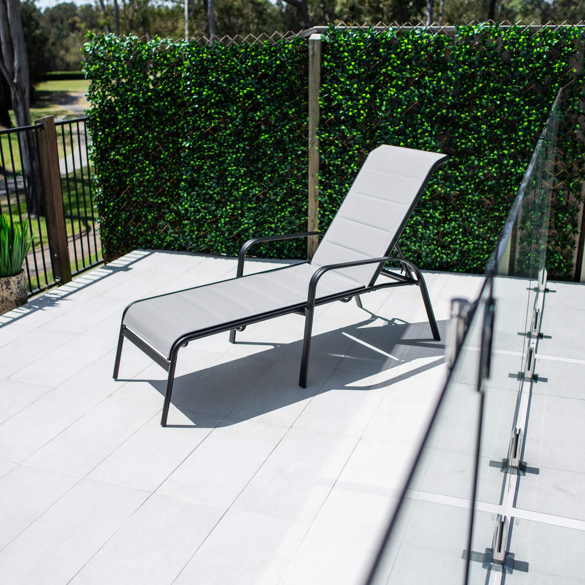 Leona - Outdoor Sun Lounge