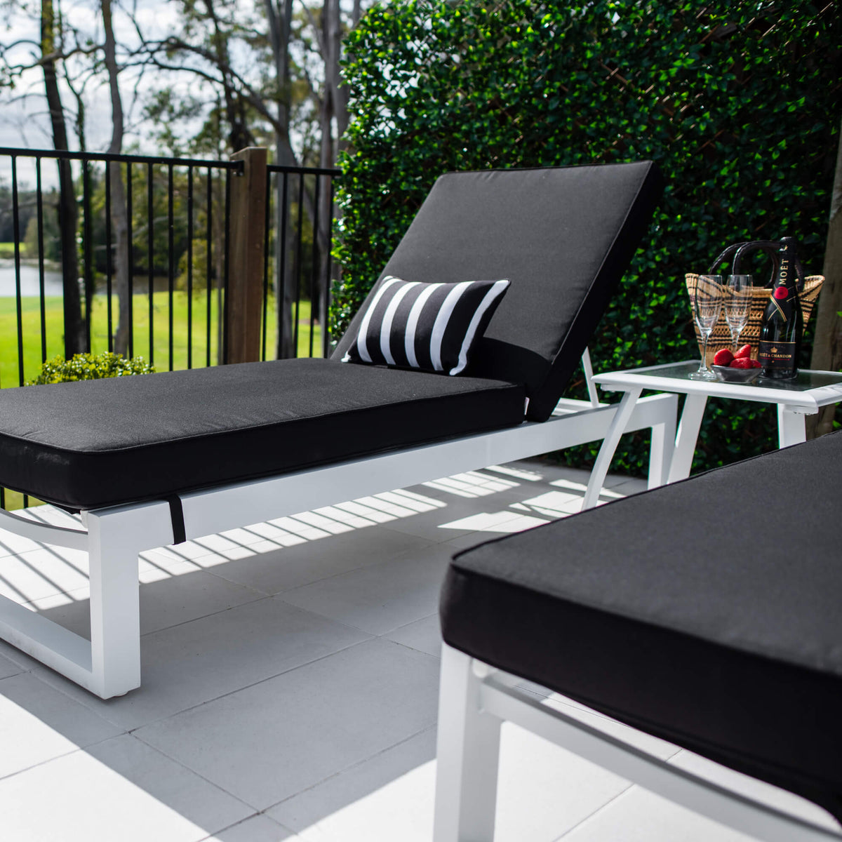 Milan Shelby - 5pce - Outdoor Sun Lounge