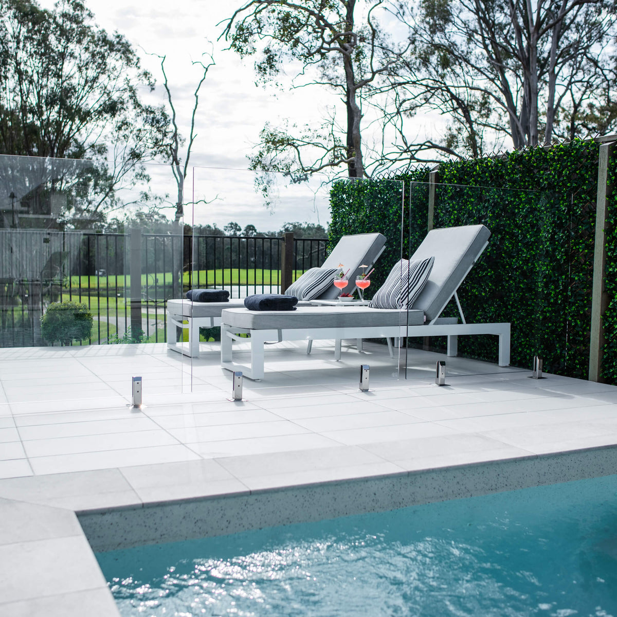 Milan Shelby - 5pce - Outdoor Sun Lounge
