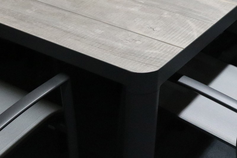 Nebraska 220 Dining Set