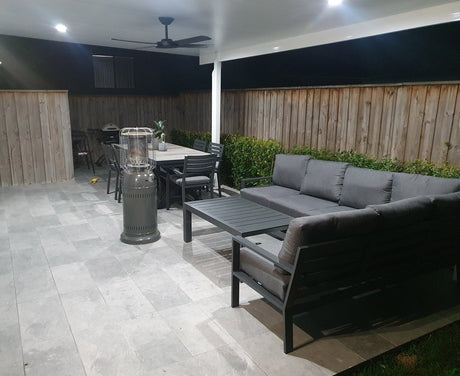 Chaise Left or Right? Orienting Your Chaise Lounge Outdoor Setting to Sun, View and Door