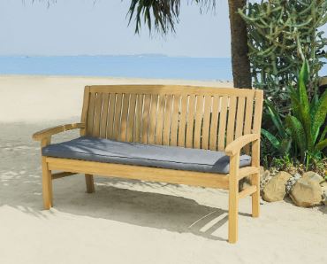 Curved Garden Benches and Banquette Seating for Gatherings