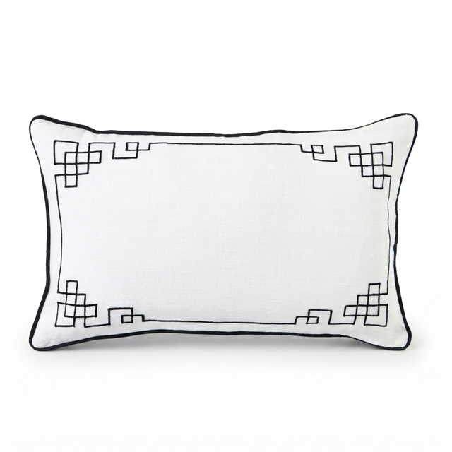 Linen Bedford Blanc - Indoor Cushion (30 x 50) — studio view