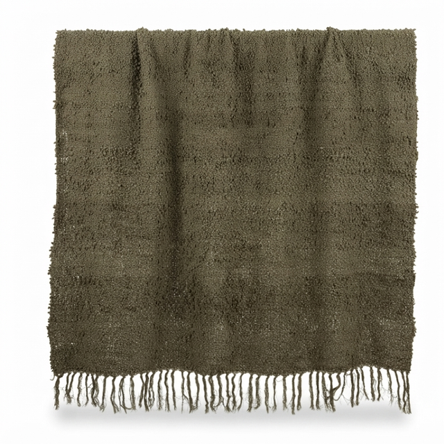 Burbuja Cot Blend Throw — studio view