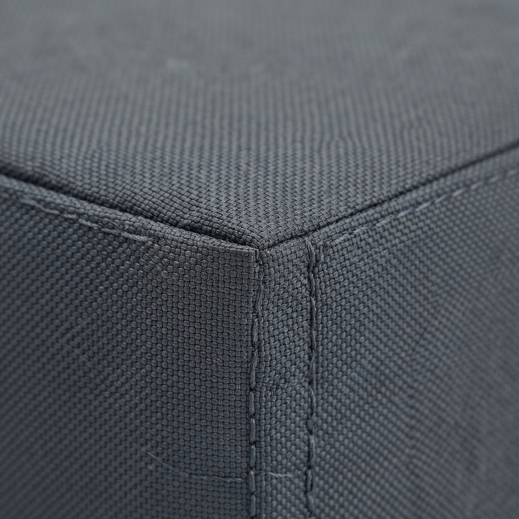Cover 9pc Round Setting — detail close-up