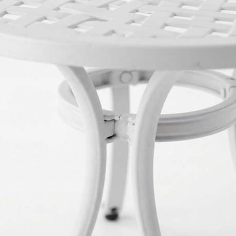 Sussex Patio Table — detail close-up