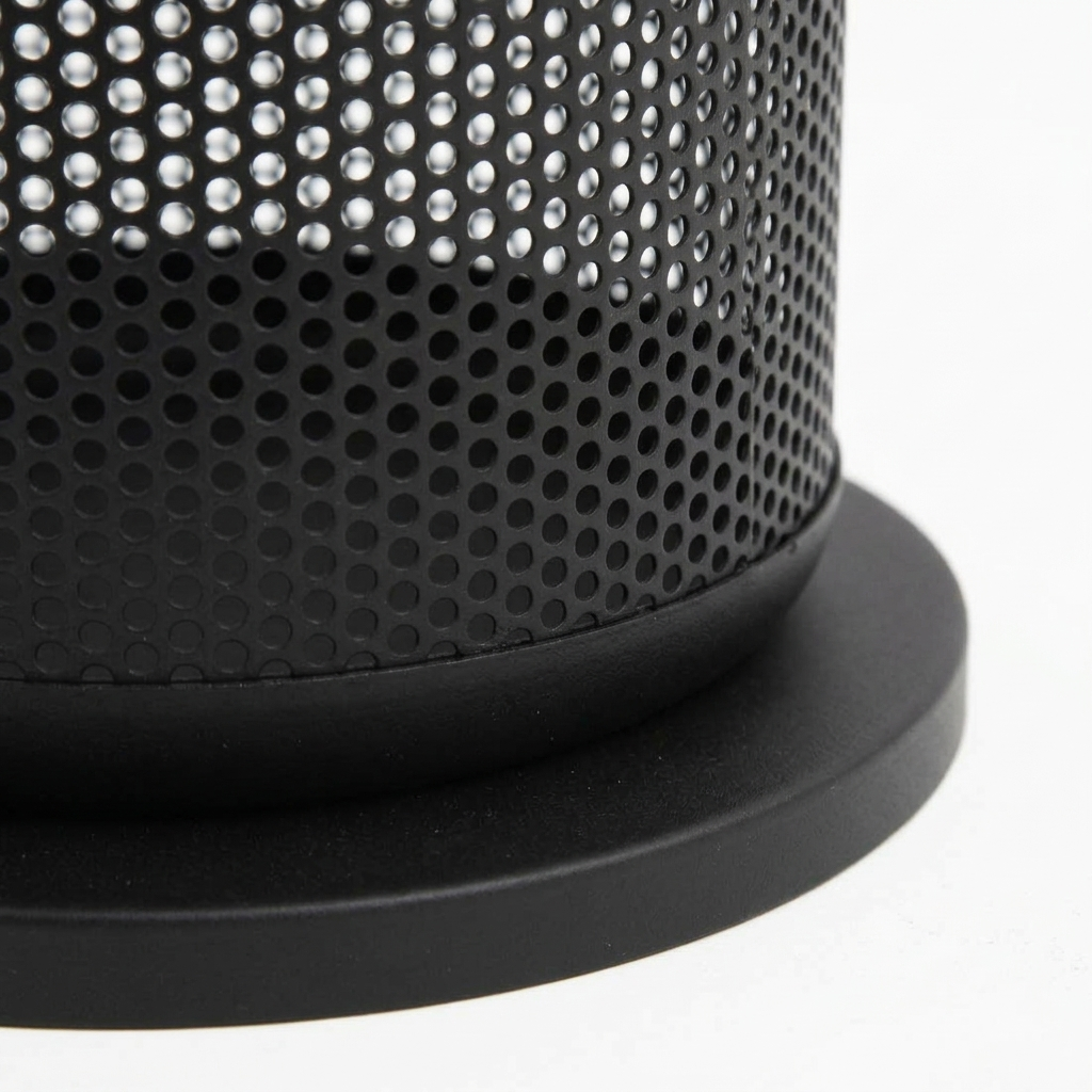 Fire Basket Black — detail close-up