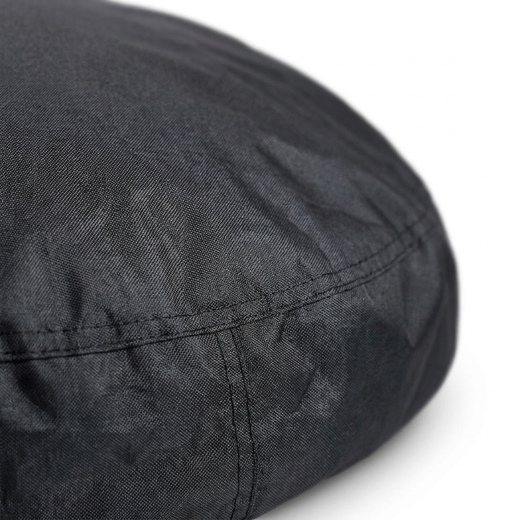 Le Feu Turtle Outdoor Cover - Black — detail close-up