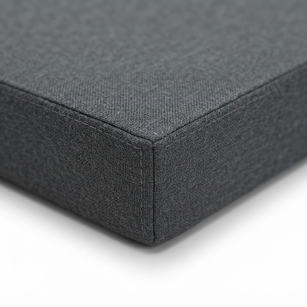 Cover Corner Lounge Setting — detail close-up