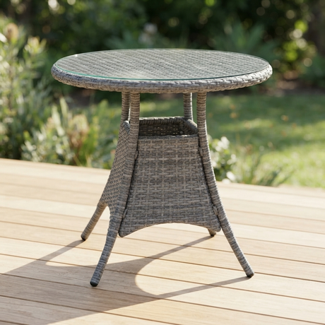 Idris Table — outdoor setting