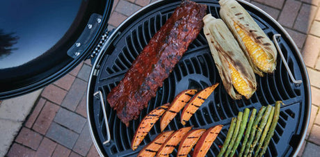 Napoleon Pro Charcoal Leg BBQ