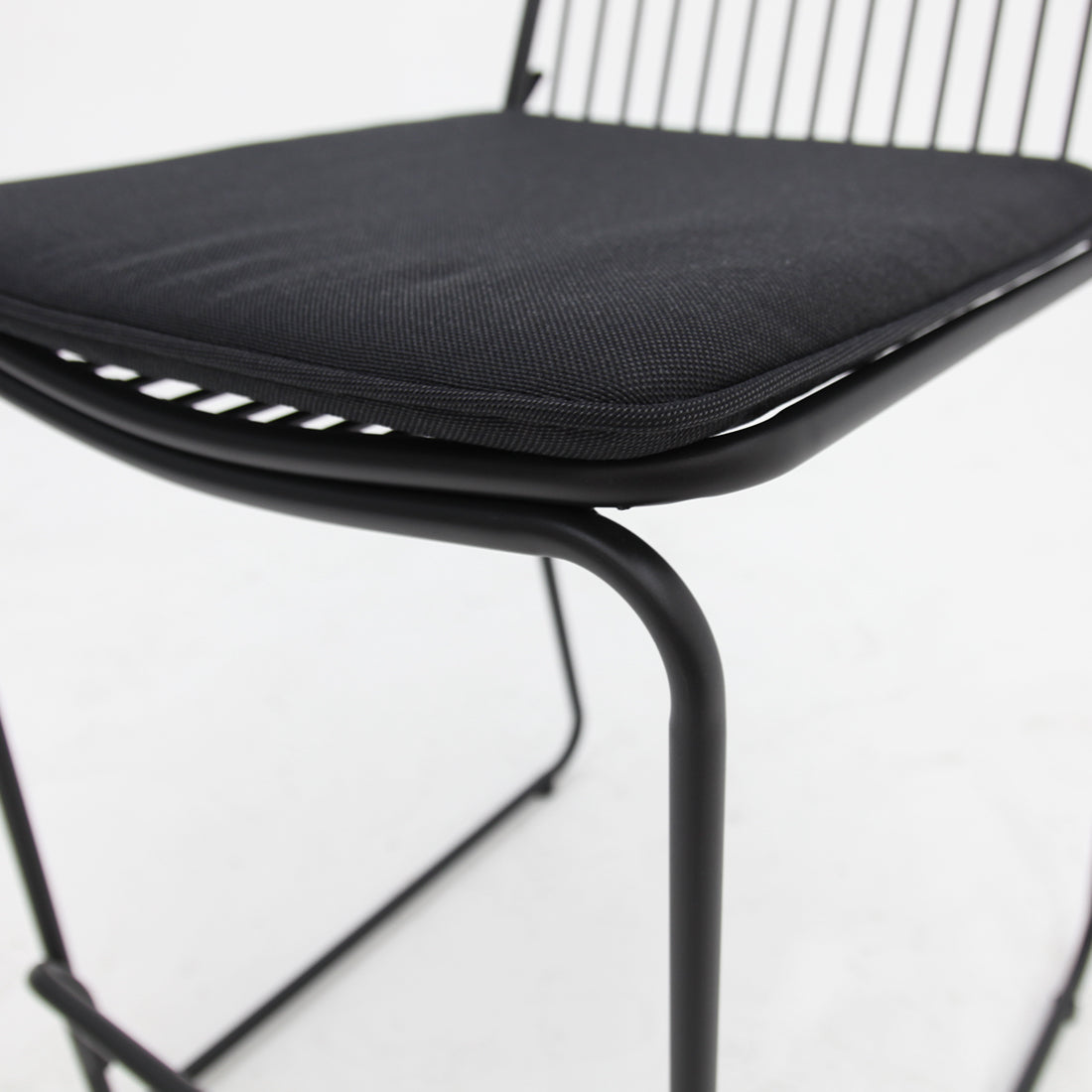 Cila Bar Chair - Black