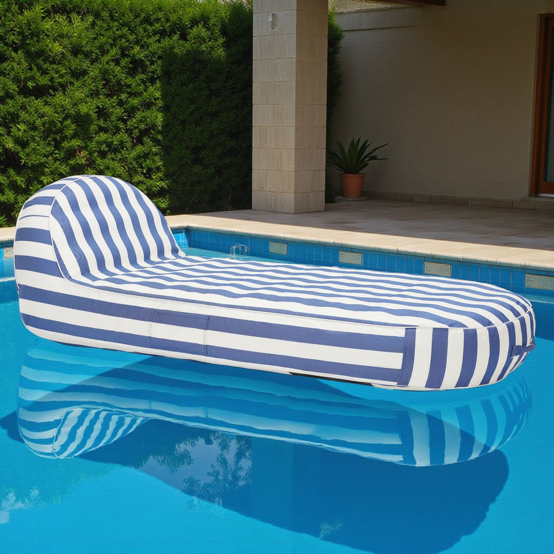 Sierra Day Bed - Navy and White Stripe