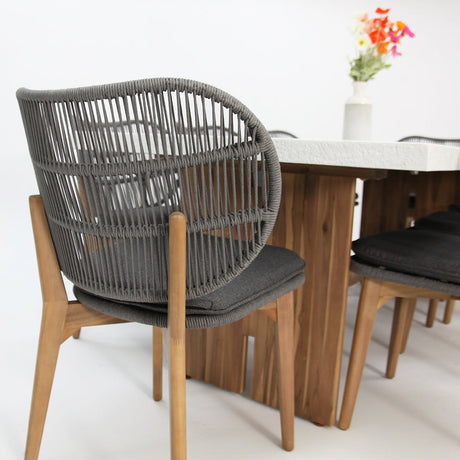 Montecito Morgan 9pc Dining Setting