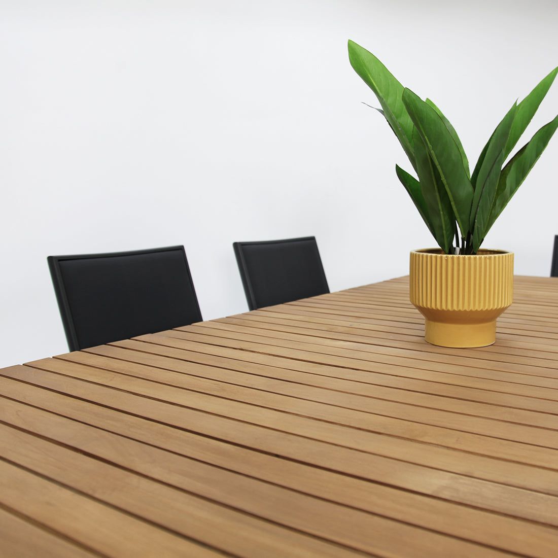 Otis 9pc Dining Setting
