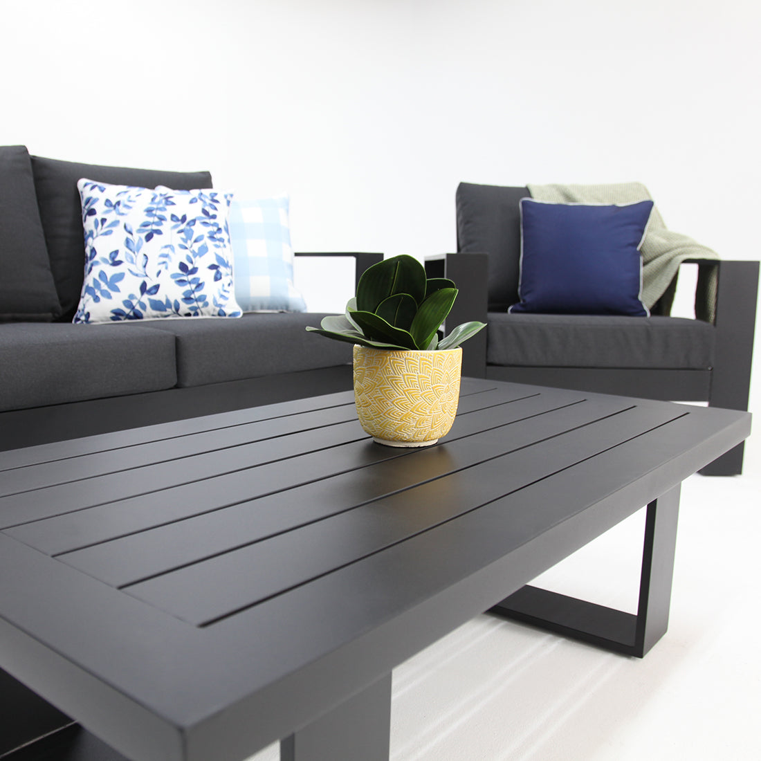 Hayman 311CT Lounge Setting - Black