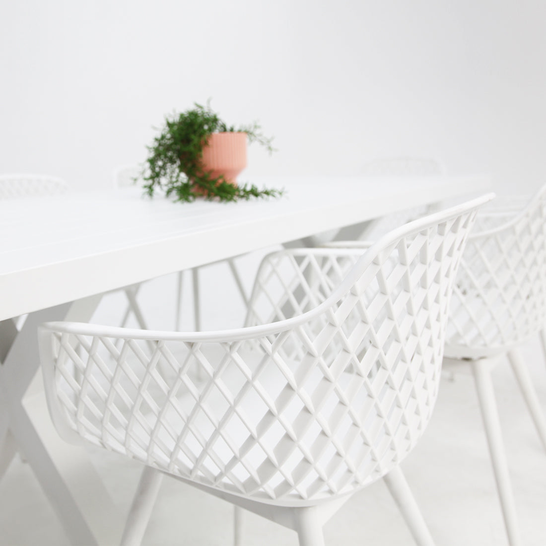 Ravenne Java 9pc Dining Setting - White