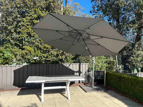Emery Cantilever Umbrella