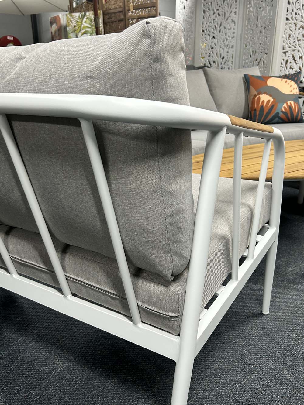 Myola Lounge Set