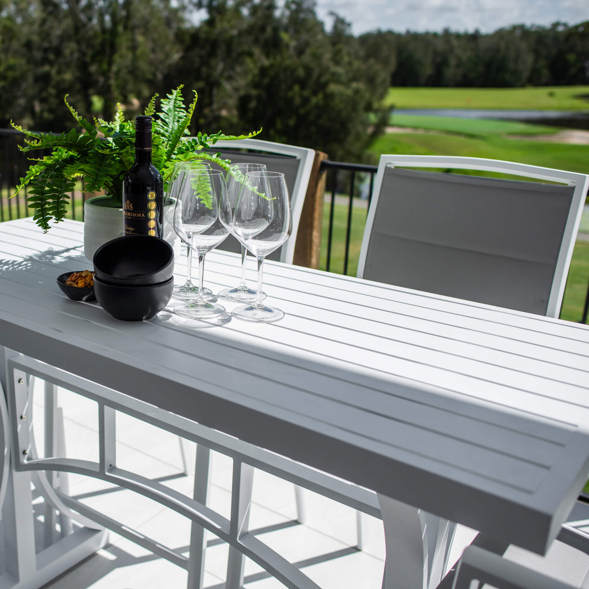 Shelby Bergen - 5pce (150x65) - Outdoor Bar Set