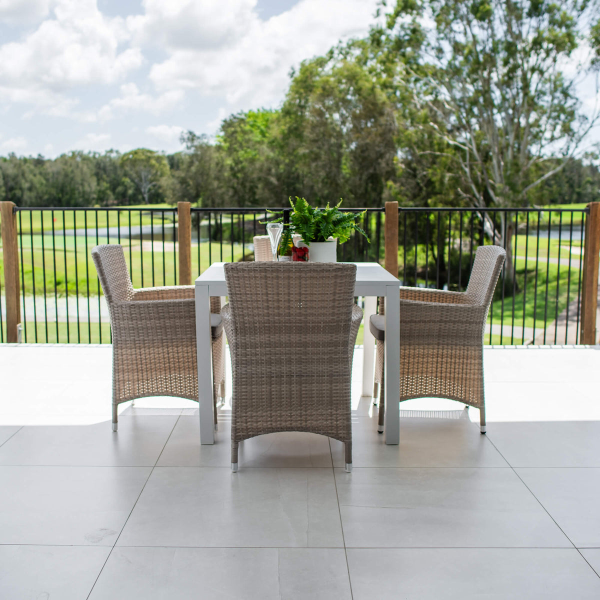 Aspen Aria - 5pce (90x90) - Outdoor Dining Set