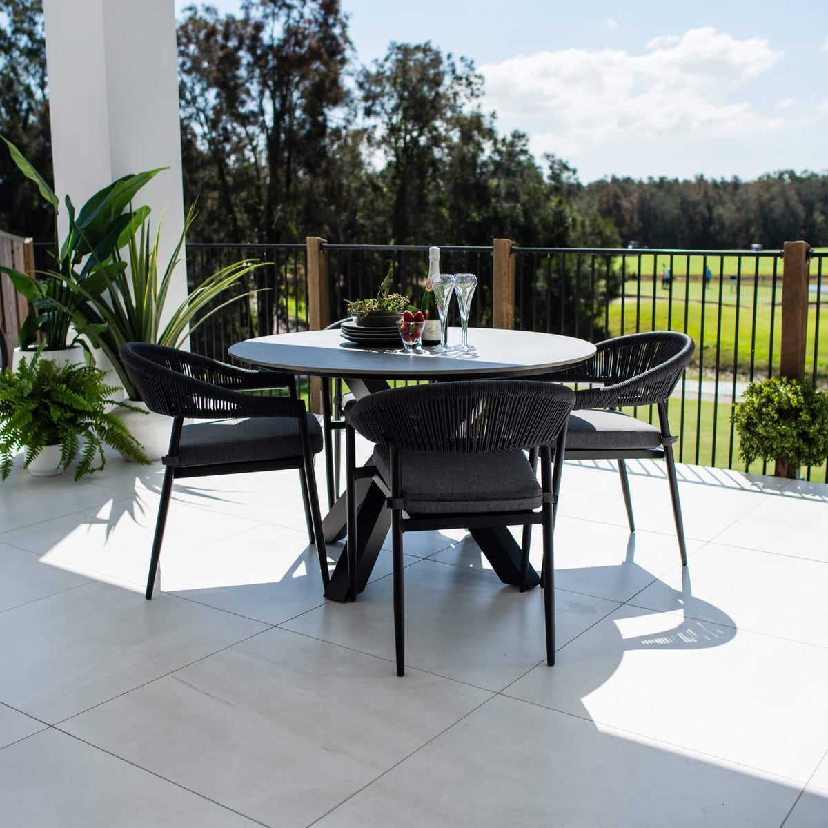 Kiara Rope Malibu Round - 5pce (120x120) - Outdoor Dining Set
