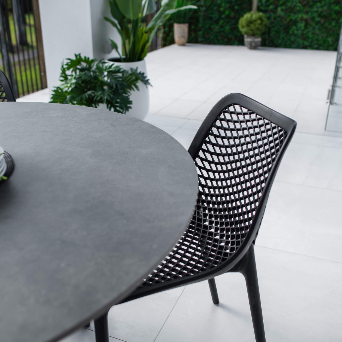 Roma Malibu Round - 5pce (120x120) - Outdoor Dining Set
