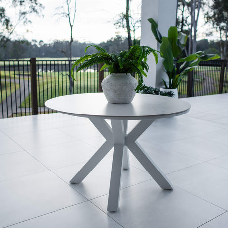 Malibu Round - (120x120) - Outdoor Dining Table