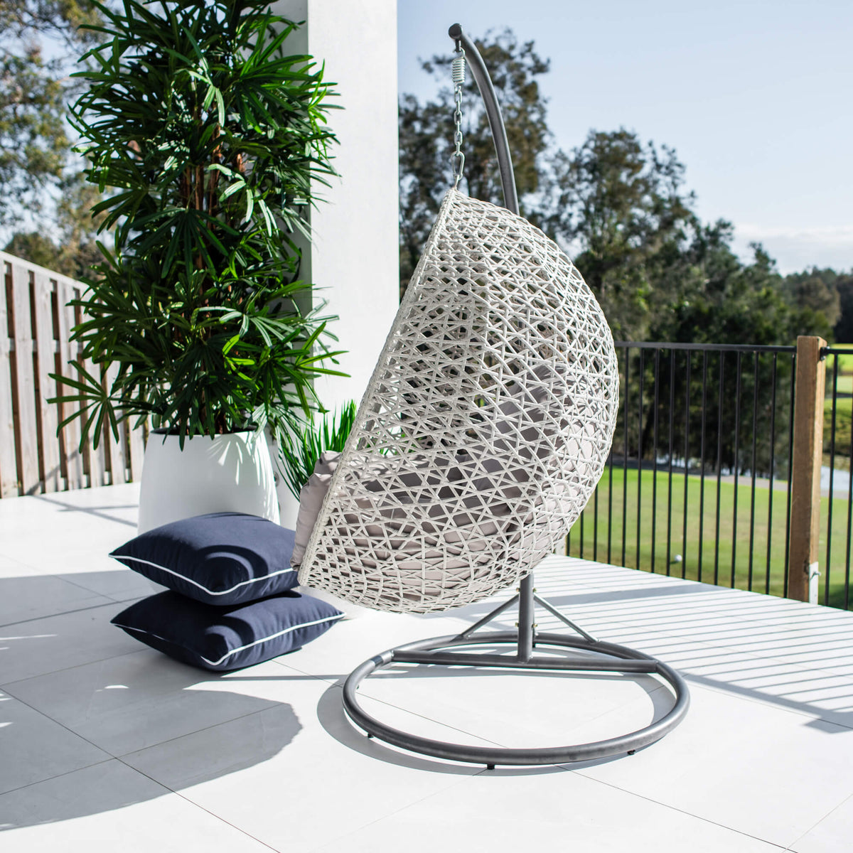 Hanging Pod Chair - Outdoor Hanging Chair
