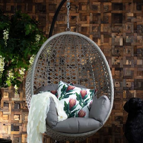 Hanging Pod Chair - Outdoor Hanging Chair